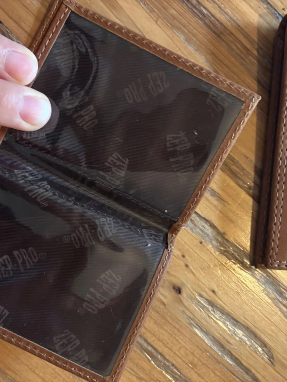 Sportys Pilot Wings Leather Wallet
